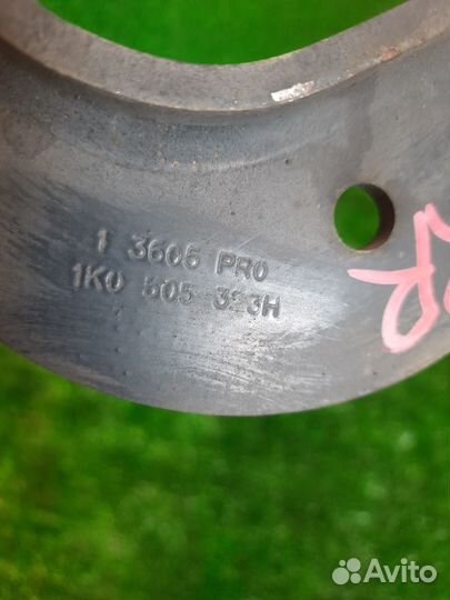 Рычаг подвески задний правый Volkswagen Golf 5 BLF