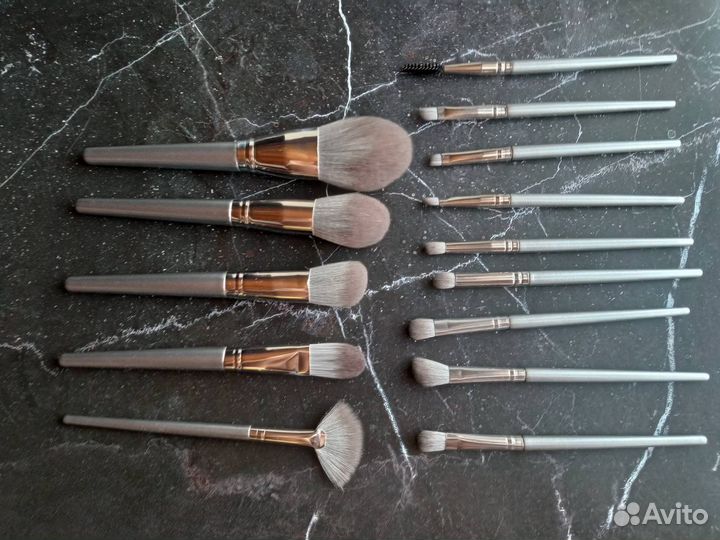 Кисти для макияжа