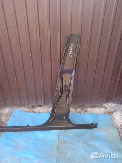 Стойка кузова центральная с частью порога Toyota