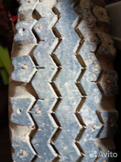 2 зимних колеса УАЗ