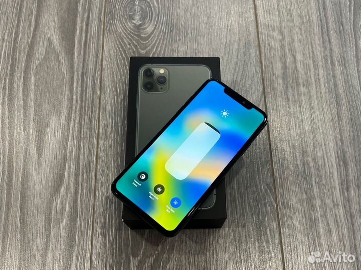 Телефон iPhone 11 Pro Max Green