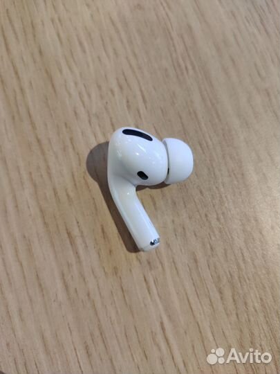 Наушник AirPods Pro (левый, первого поколения)