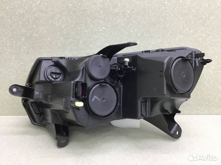 Фара правая LADA Largus (R90) 2012-2022 8450095268