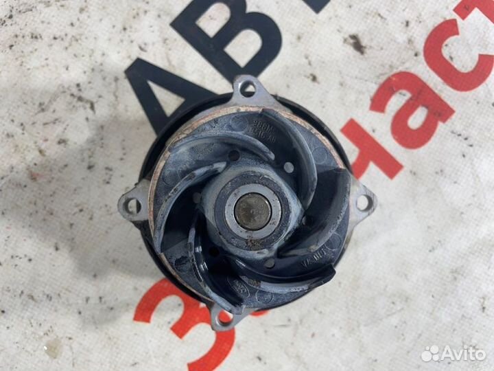 Помпа Ford Focus седан 2.0 eddb 2004