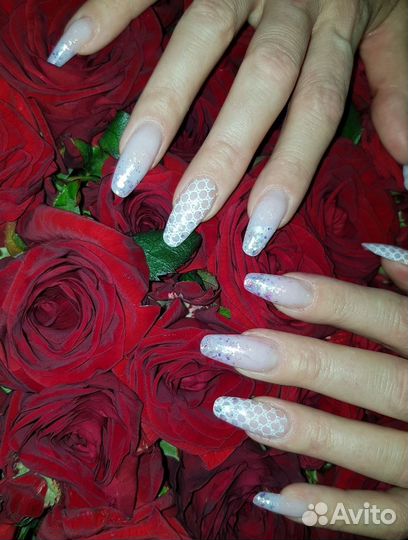 Наращивание ногтей