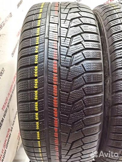 Hankook Winter I'Cept Evo2 W320C 215/55 R17 98M