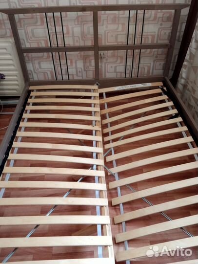 Кровать двухспальная