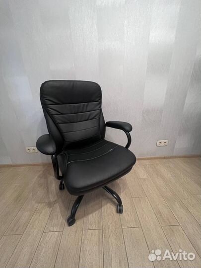 Кресло офисное
