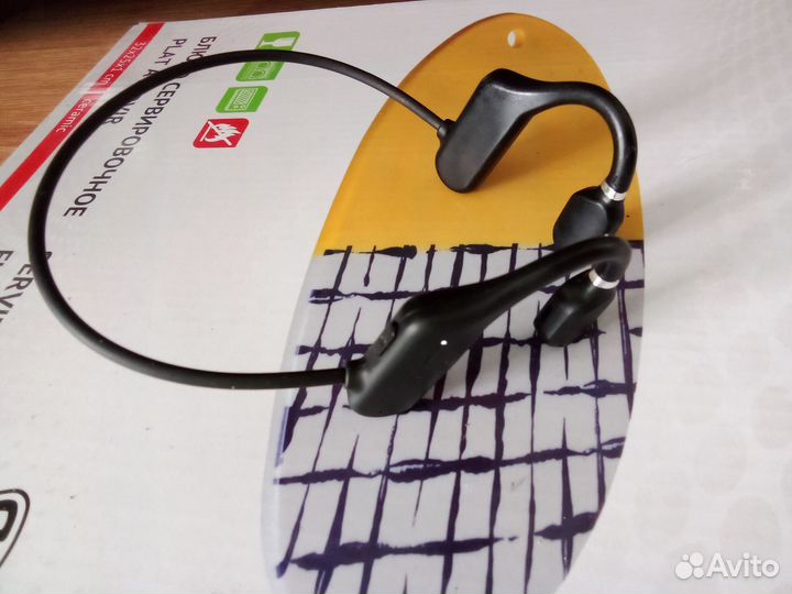 Беспроводные наушники с костной проводимостью