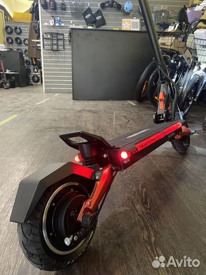 Электросамокат White Siberia Sputnik 2000W