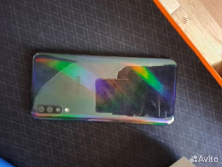 Samsung Galaxy A50, 4/128 ГБ