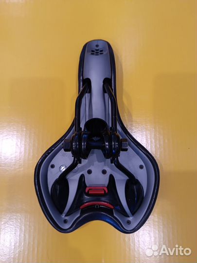 Сидение для велосипеда узкое