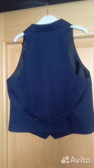 Школьная форма синяя (брюки и жилет) 46 размер