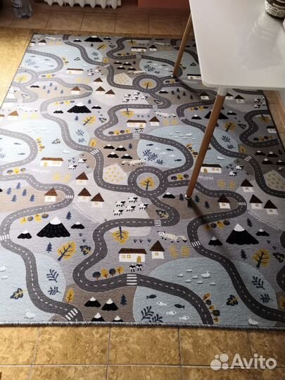 Ковер 2 х 2,5 бу