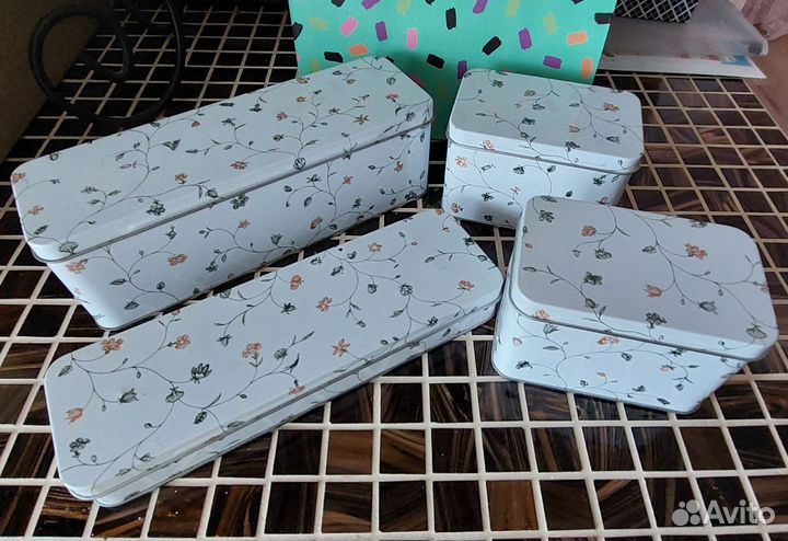 Жестяные баночки для мелочей IKEA