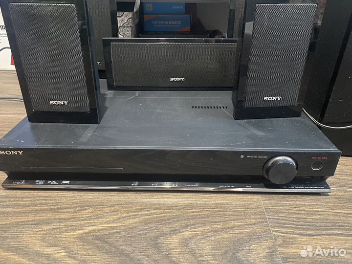 Домашний кинотеатр 5.1 Sony hbd-dz310