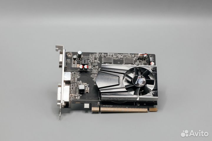 Видеокарта Sapphire AMD Radeon R7 240,2 гб DDR3