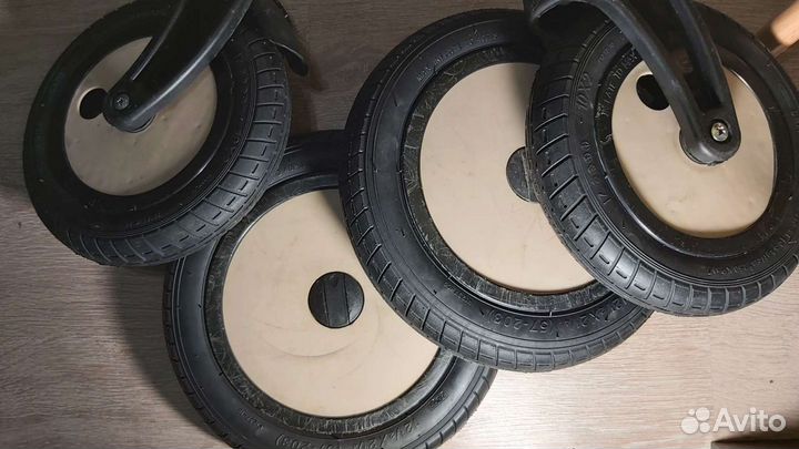 Покрышки и камеры для колясок