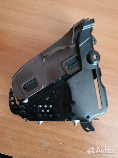 Подушка безопасности на мерседес 212