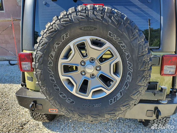 Goodyear Wrangler MT/R Kevlar 11.5/35 R17 111Q
