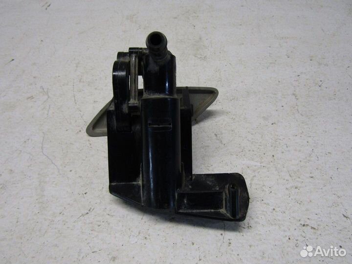 Форсунка омывателя фары Corolla E15 2006-2013