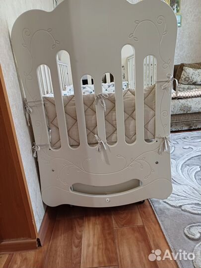 Кроватка детская с матрасом