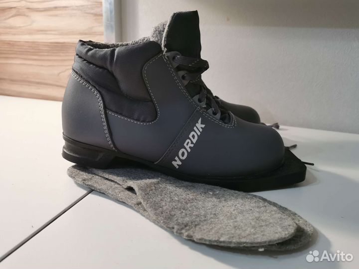 Лыжные ботинки 33 размер
