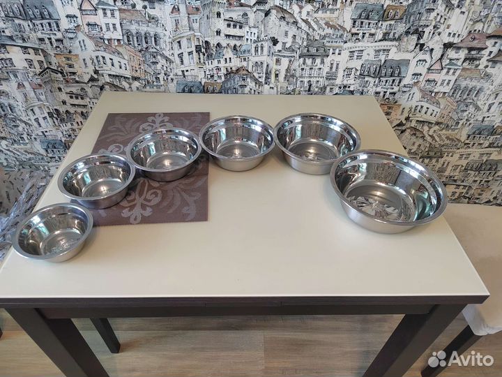 Набор столовой посуды из жести новый