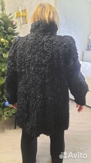Шуба каракулевая 54