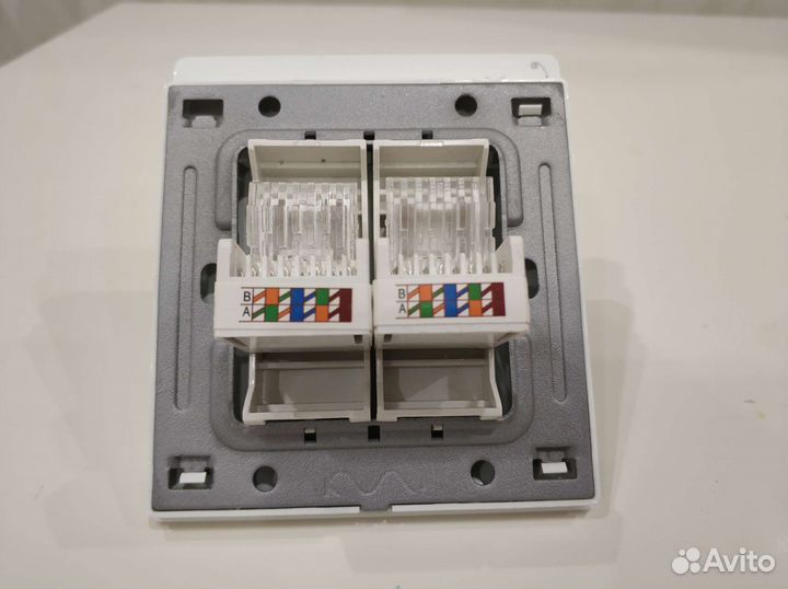 Компьютерная розетка (двойная)