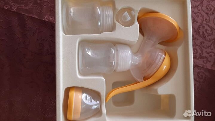 Молокоотсос ручной maman