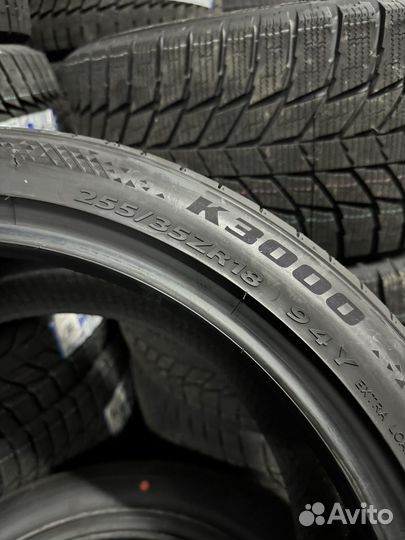 Kapsen Rassurer K3000 255/35 R18 94Y