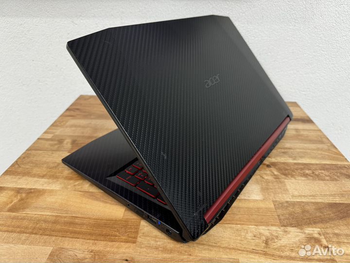 Acer Nitro 8 ядер Ryzen 5 12Gb RX560X 4Gb SSD+1000