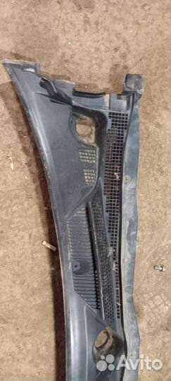 Жабо Nissan Almera N16