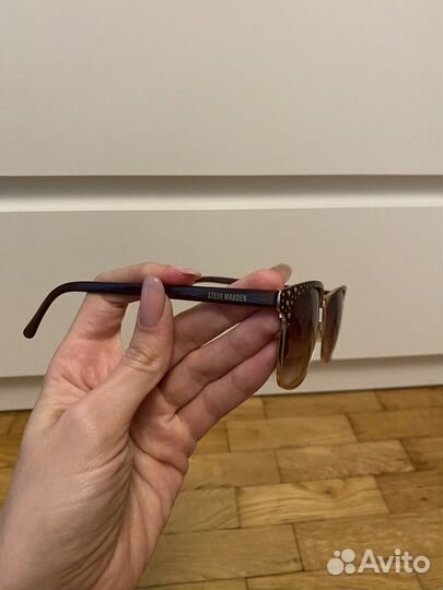 Солнцезащитные очки женские steve madden