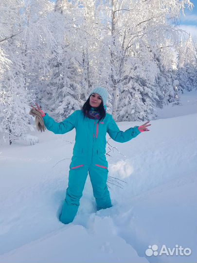 Горнолыжный комбинезон