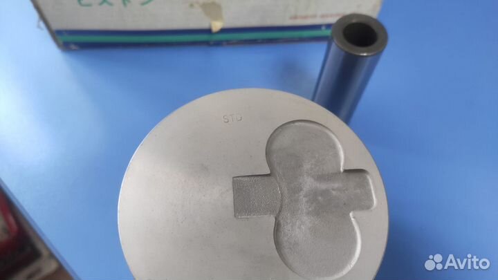 Поршень 2L комплект 4шт toyota dyna toyoace hia