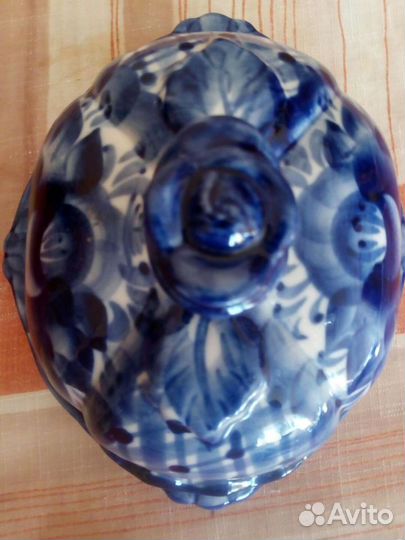 Масленка фарфоровая Гжель