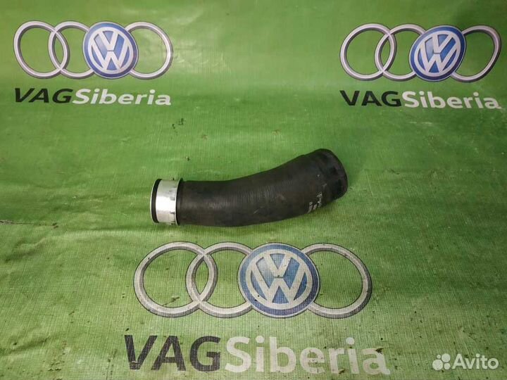 Патрубок интеркулера правый 7L5145834 porsche caye