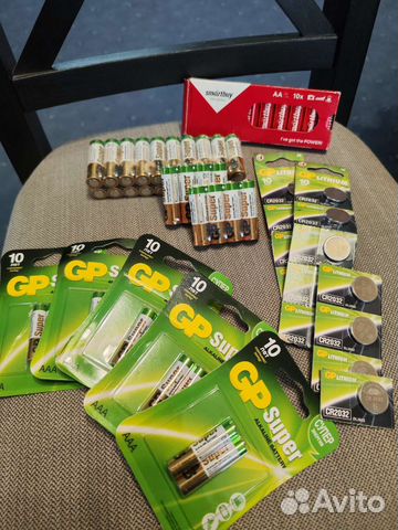 Батарейки новые ааа и CR2032