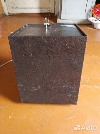 Оружейный сейф для пистолета