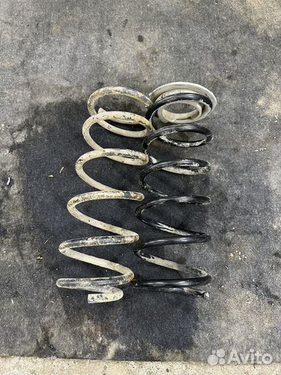 Задние пружины Kia Cerato 3 YD цена за штуку