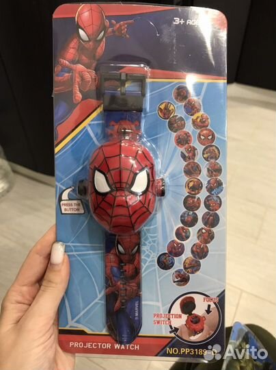 Часы с проектором человек паук и халк