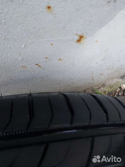 Dunlop SP Sport LM705W 205/60 R16