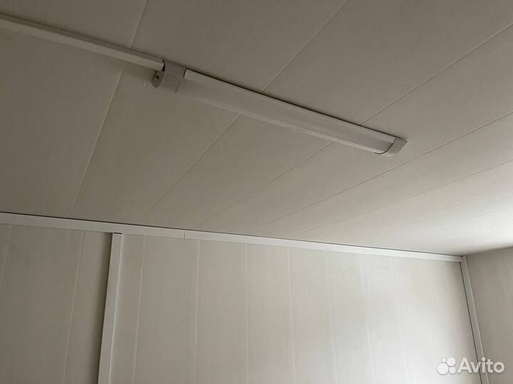 Аренда бытовки прорабской. Новая, с ремонтом