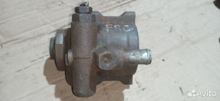 Насос гидроусилителя Passat b4 без выноса