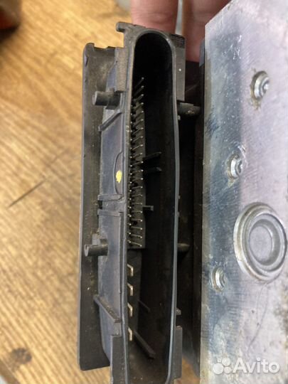 Блок ABS ESP Hyundai KIA