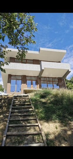 Дом 216,1 м² на участке 5,8 сот.