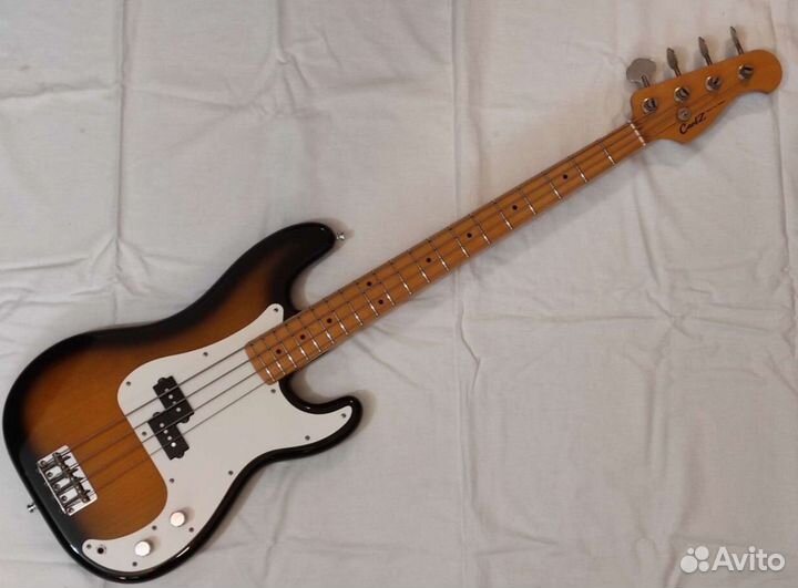 Басс-гитара Precision bass Japan