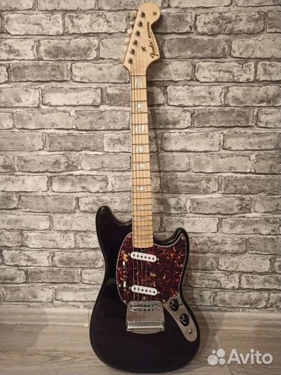 Реплика Fender Mustang 1968 Custom